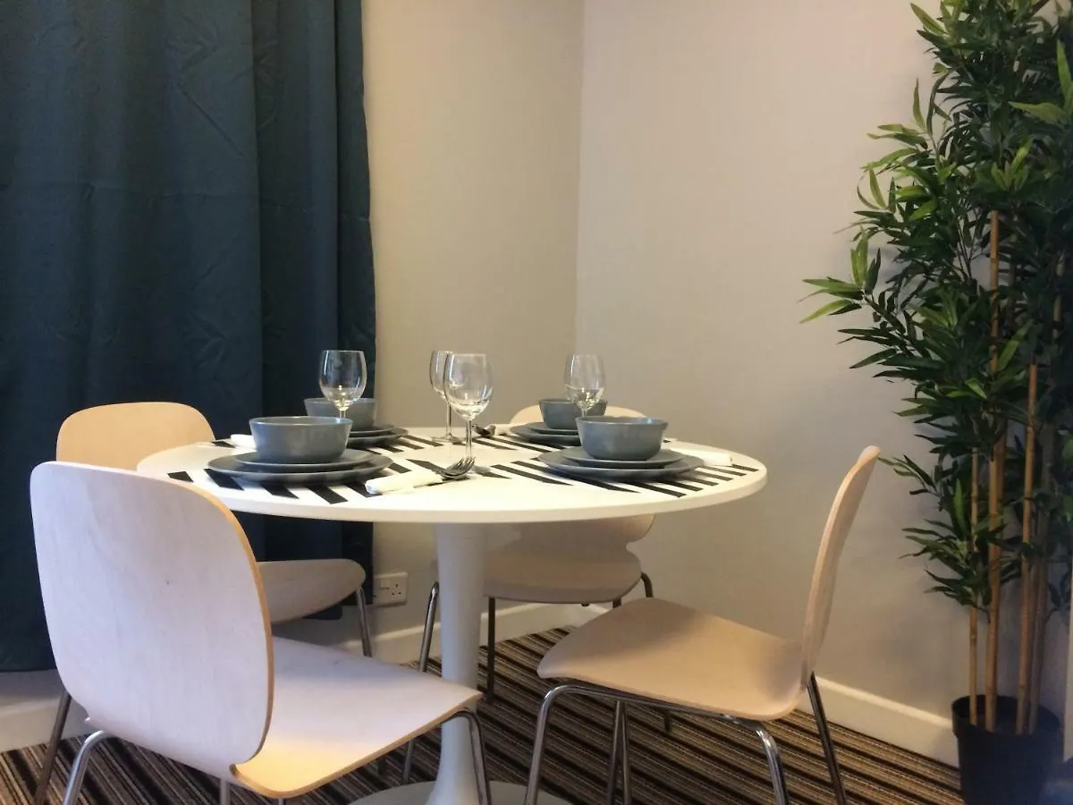 Tw4 Apartments - Hounslow