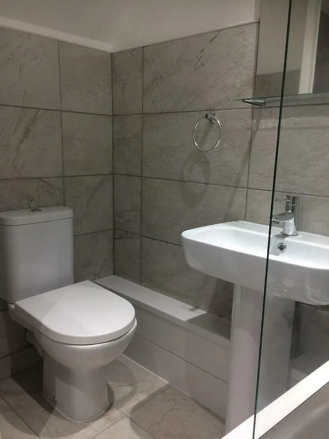 Tw4 Apartments - Hounslow