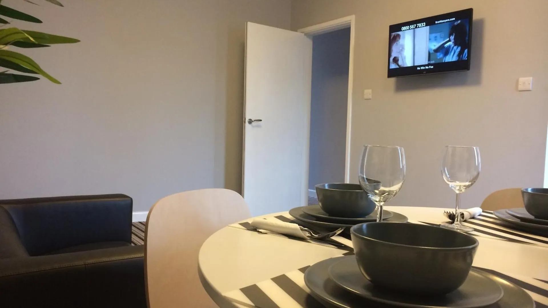 Tw4 Apartments - Hounslow