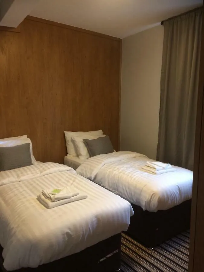 Tw4 Apartments - Hounslow